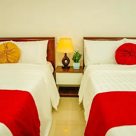 Khach San Trung Hieu Vung Tau Hotel Exterior photo